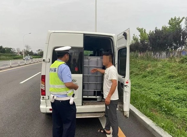 7月份全市范圍內(nèi)面包車集中整治！